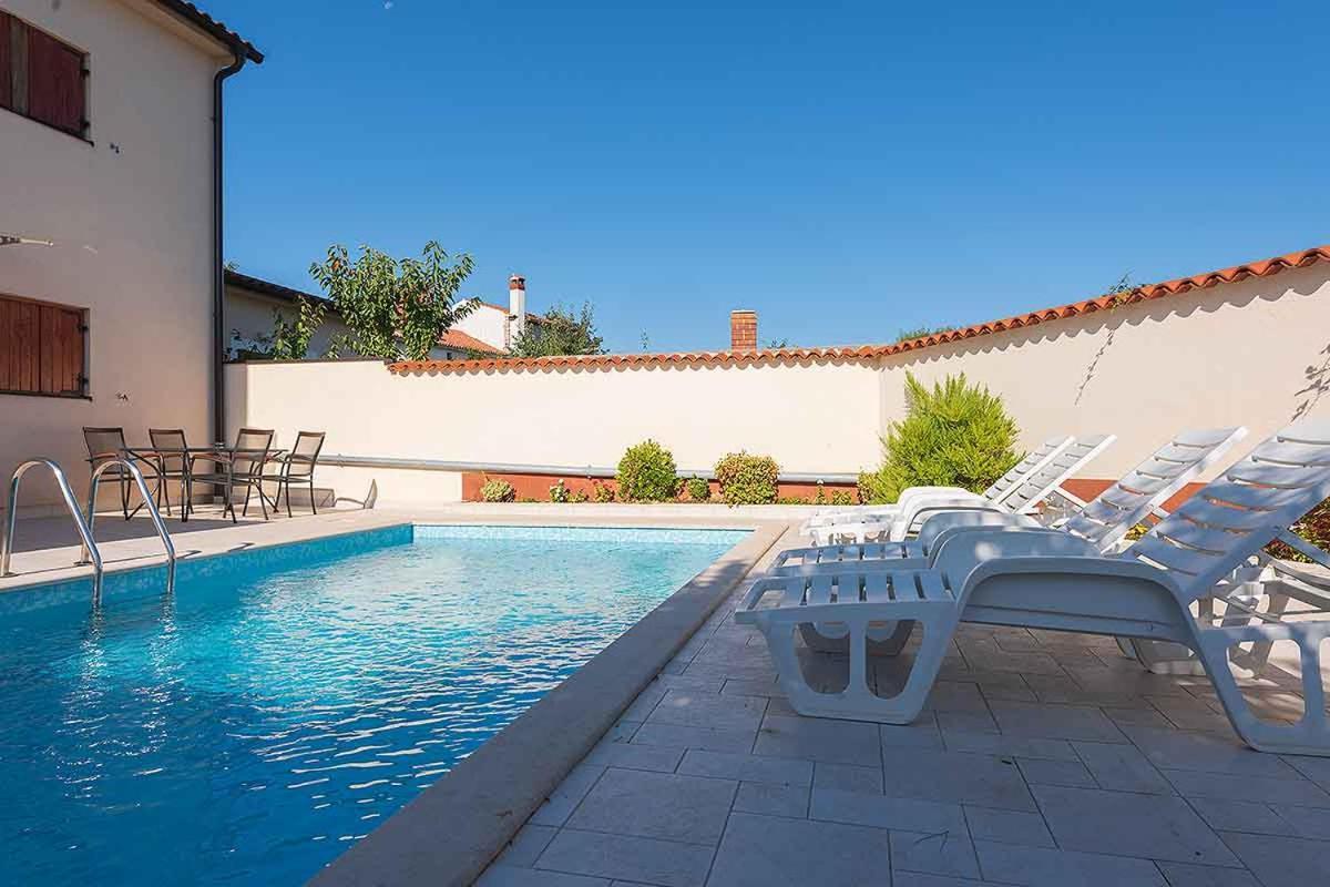 Villa House Melly With Swimming Pool Rovinjsko Selo Esterno foto