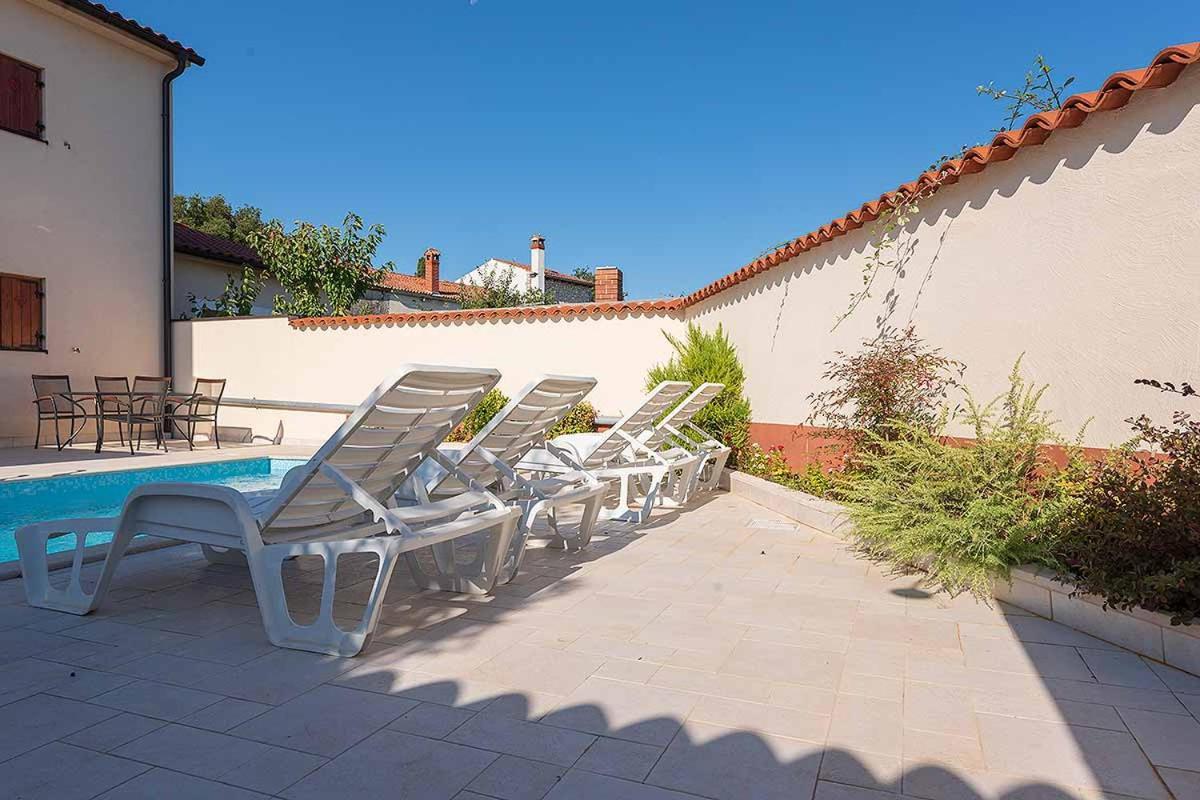 Villa House Melly With Swimming Pool Rovinjsko Selo Esterno foto