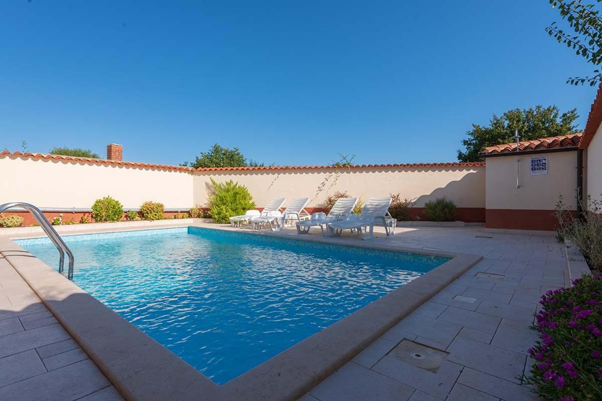 Villa House Melly With Swimming Pool Rovinjsko Selo Esterno foto