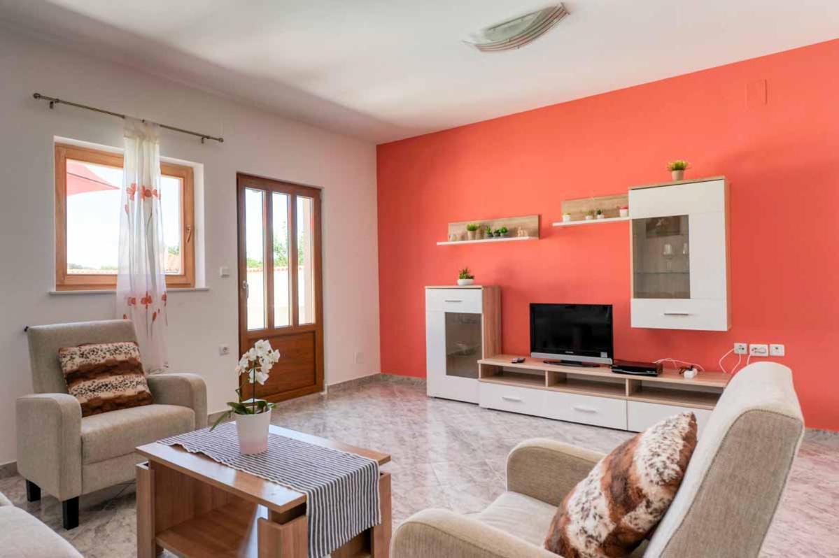 Villa House Melly With Swimming Pool Rovinjsko Selo Esterno foto
