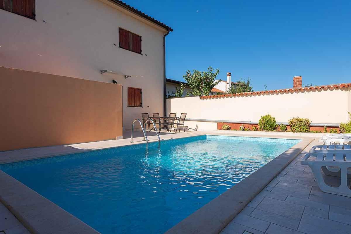 Villa House Melly With Swimming Pool Rovinjsko Selo Esterno foto